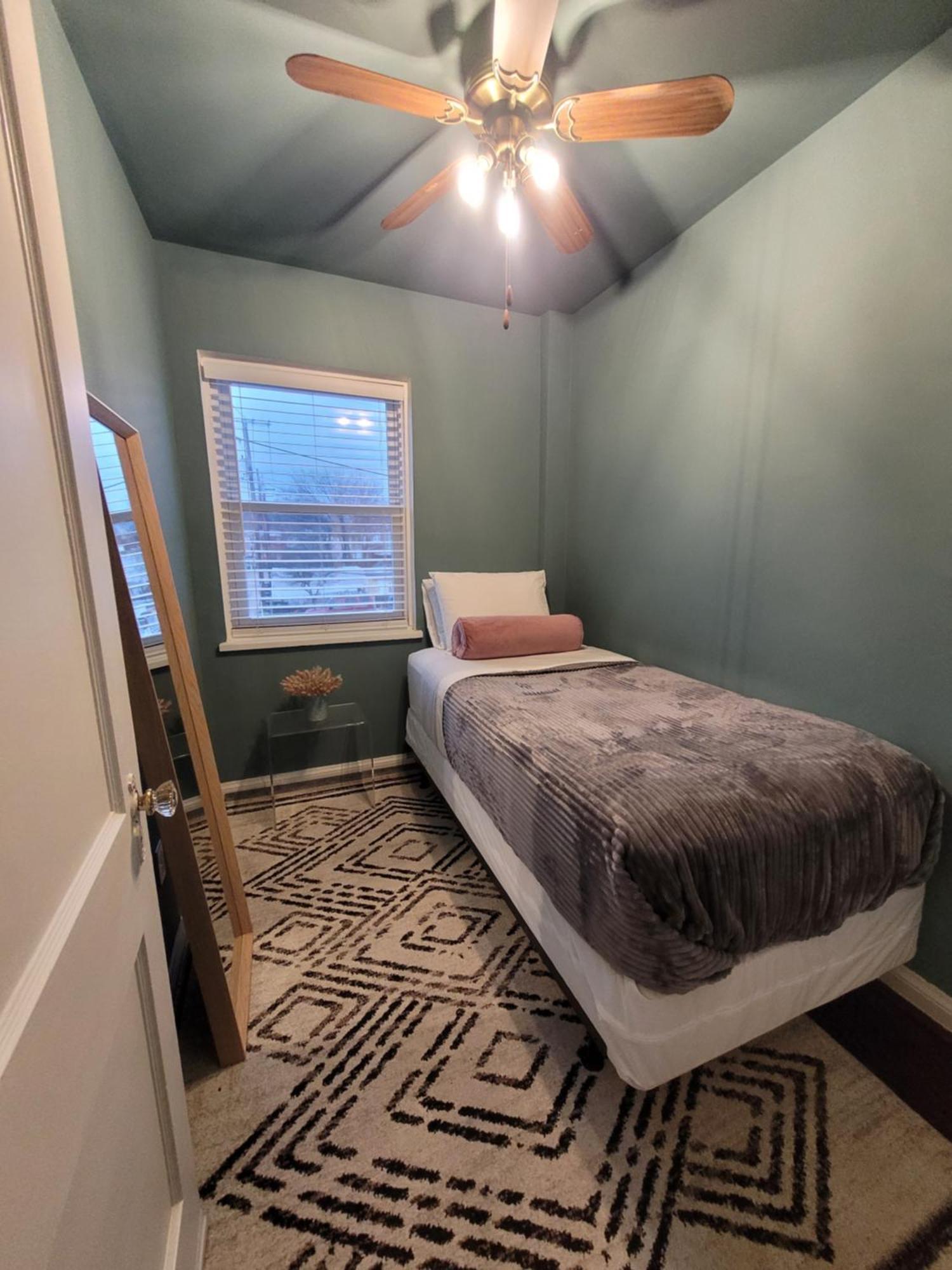 Capitol Hill Adj Home With Parking And Easy Access To Downtown Washington Exterior photo